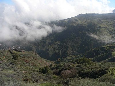 Spanien: Passatwolken in Gran Canaria
